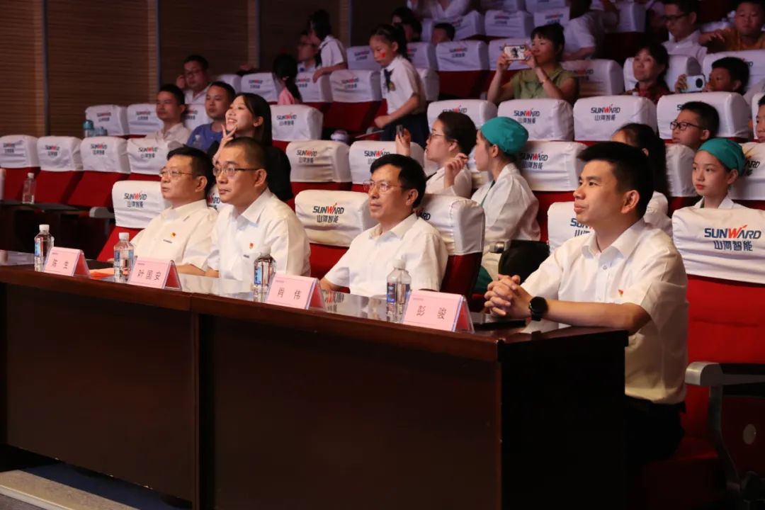 繽紛“暑”假，不負所“托”！山河智能職工子女暑期托管班結業啦